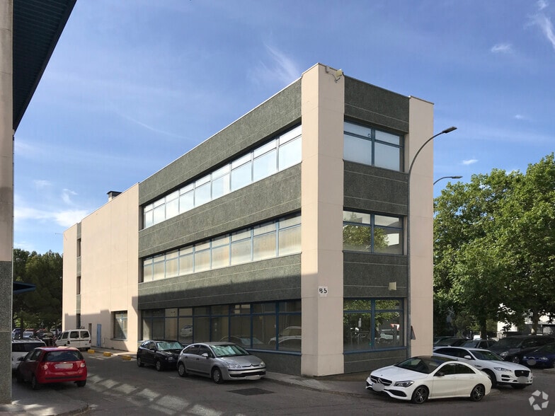 Office in Alcobendas, Madrid for sale - Building Photo - Image 3 of 10