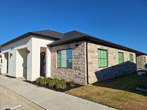 28 Prestige Cir, Allen, TX for rent Building Photo- Image 2 of 2