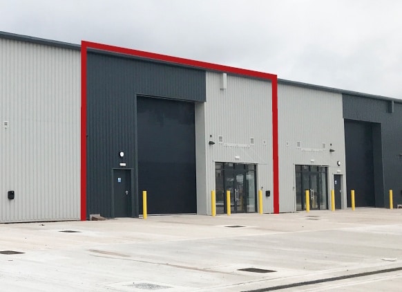 12 Collis Close, Burntwood to rent - Building Photo - Image 2 of 5