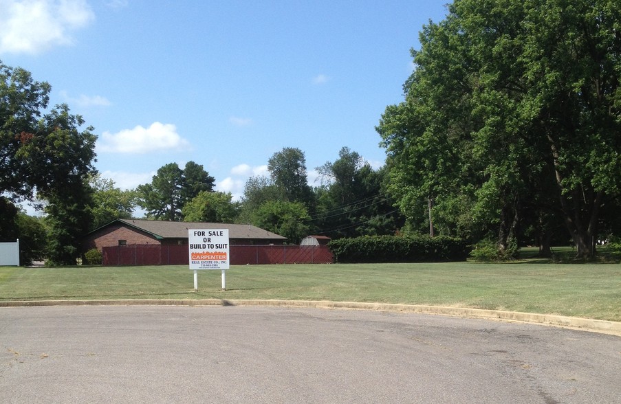 Reelfoot Ave, Union City, TN for sale - Building Photo - Image 1 of 1