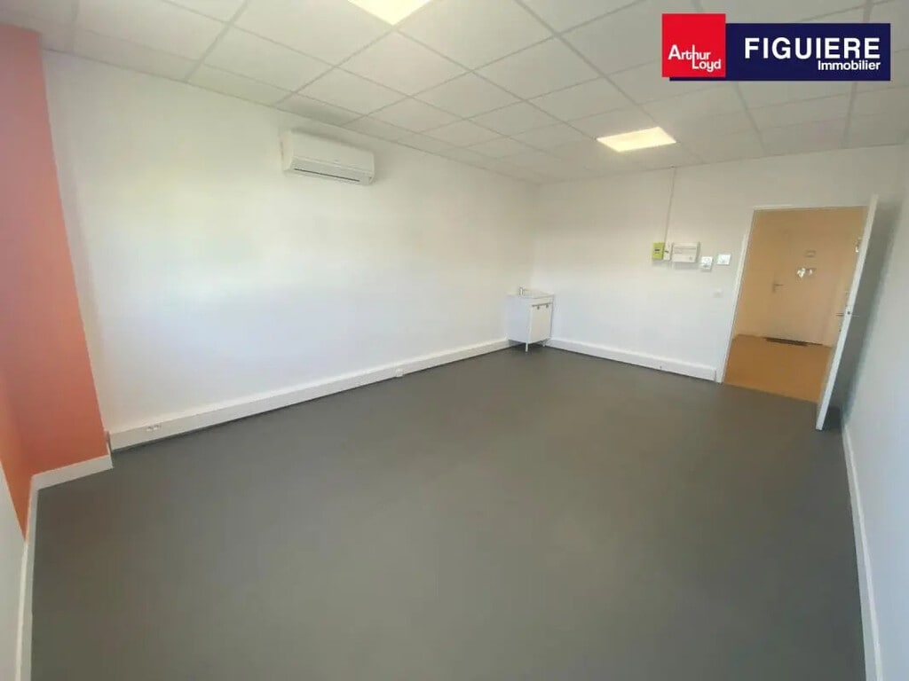 Location Bureaux 21 m² à 69 m² - Photo 1