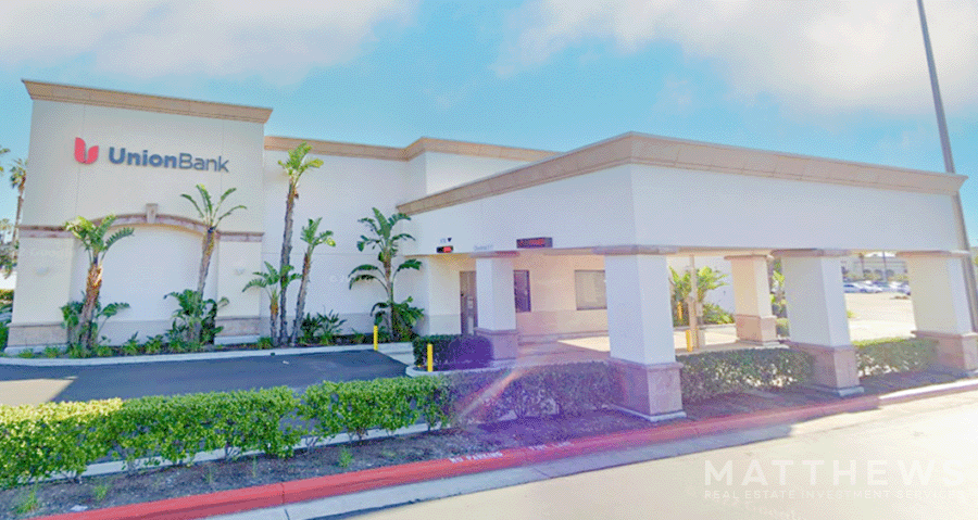 26472 Towne Centre Dr, Foothill Ranch, CA for rent - Building Photo - Image 1 of 3