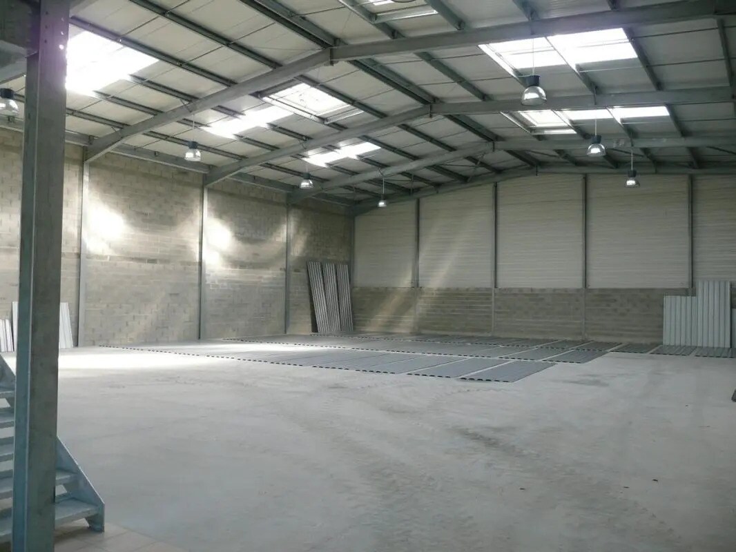 Industrial in Toulouse to rent Interior Photo- Image 1 of 6