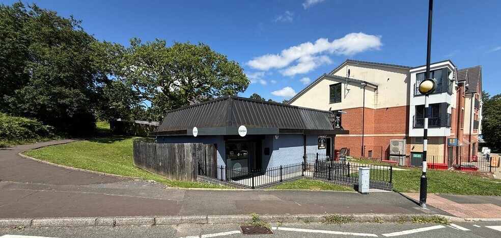 2 Rhodfa Fadog, Swansea for sale - Building Photo - Image 2 of 4