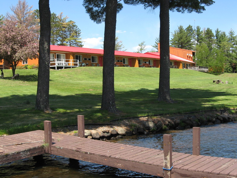 1982 US Highway 45 N, Eagle River, WI for sale - Primary Photo - Image 1 of 1