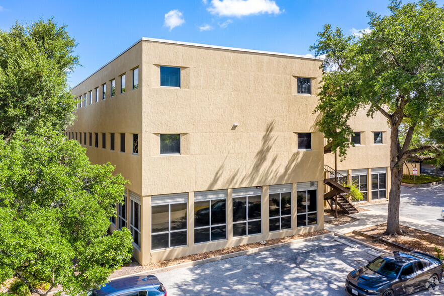 8800 Village Dr, San Antonio, TX for sale - Building Photo - Image 1 of 1