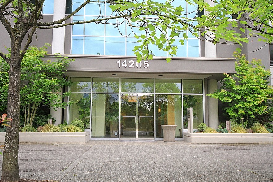 14205 SE 36th St, Bellevue, WA for rent - Building Photo - Image 3 of 3