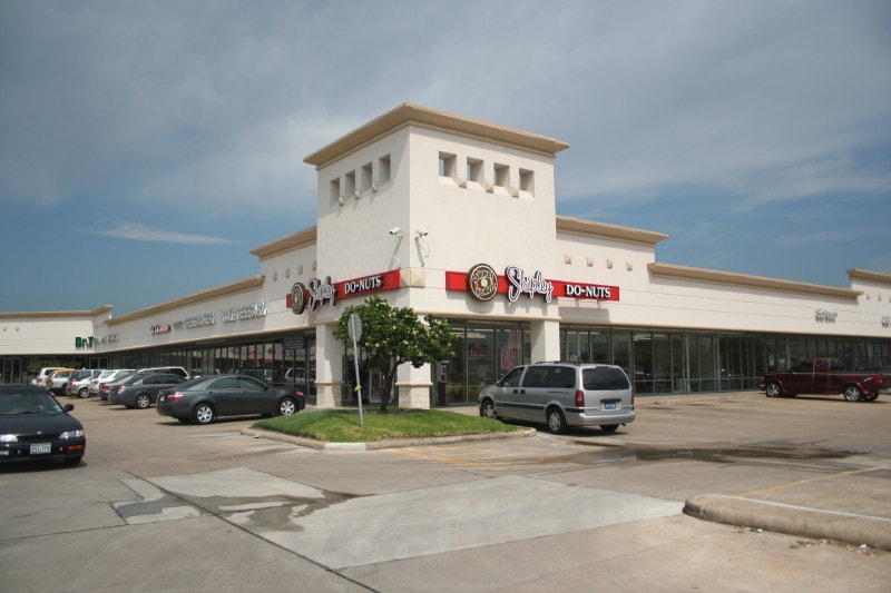 6704-6750 S Hwy 6, Houston, TX to rent Primary Photo- Image 1 of 4