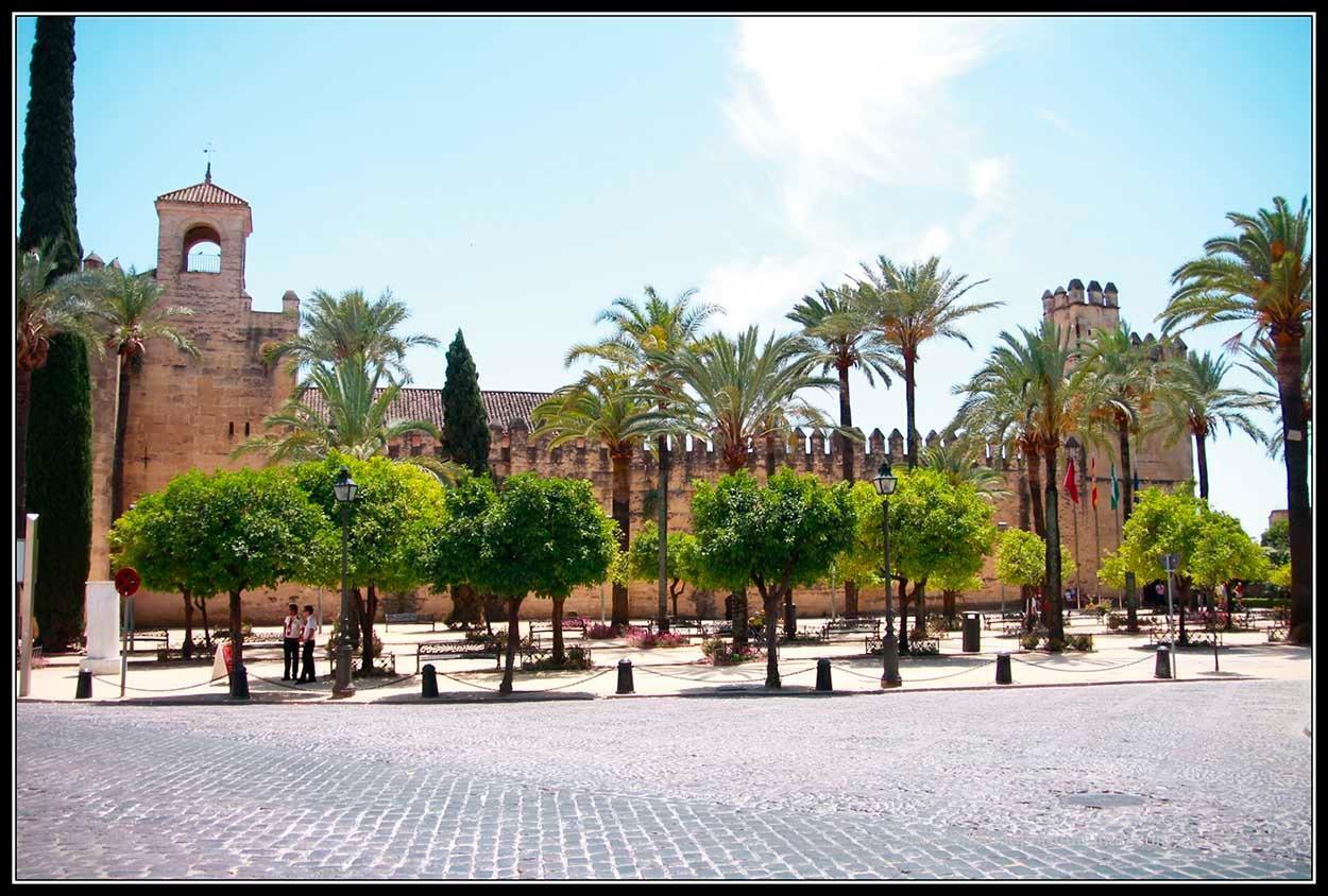 Retail in Córdoba, Córdoba to rent Building Photo- Image 1 of 14
