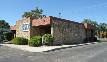 1074 N Cole Rd, Boise, ID for sale Building Photo- Image 1 of 1