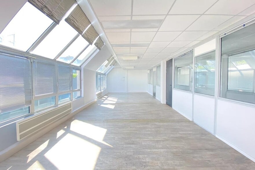 56 Rue De Billancourt, Boulogne-Billancourt to rent - Building Photo - Image 3 of 12