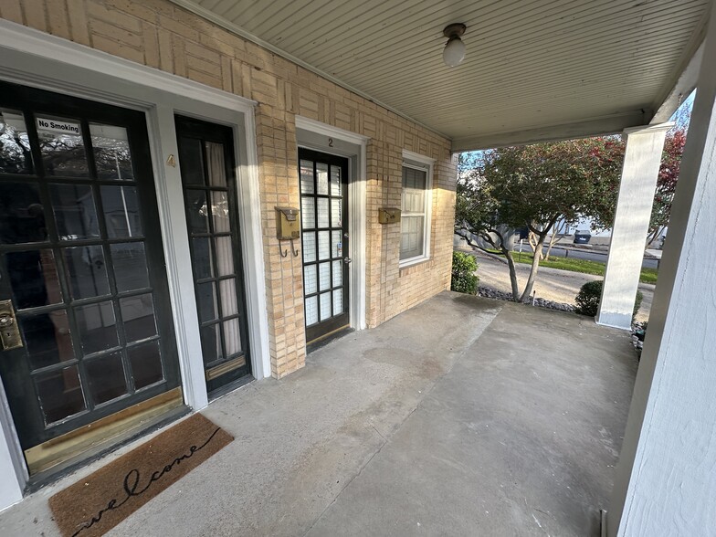 106 S Church St, McKinney, TX for rent - Building Photo - Image 2 of 8