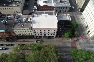 21 W Bay St, Savannah, GA - AERIAL  map view