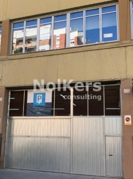 Industrial in L'Hospitalet de Llobregat, Barcelona to rent Building Photo- Image 1 of 7
