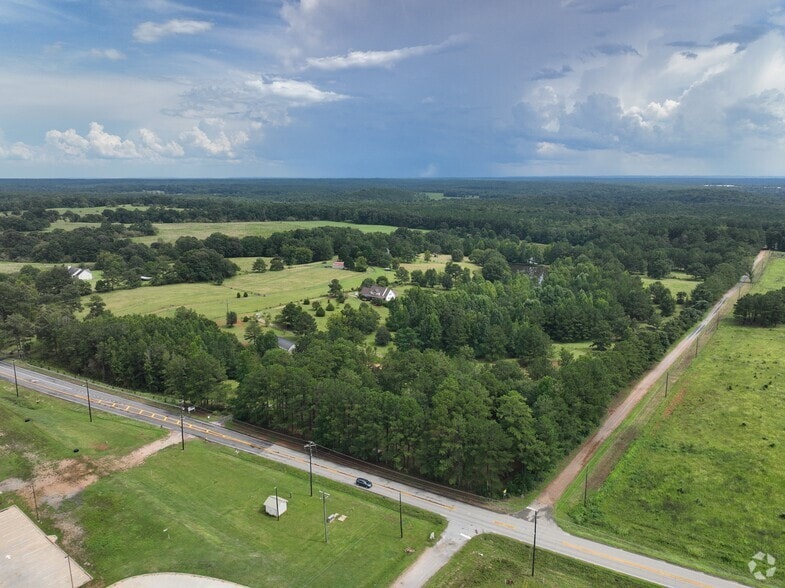 49.16 Acres | Dev Opportunity | Lone Oak portfolio of 2 properties for sale on LoopNet.co.uk - Matterport Community - Image 2 of 19