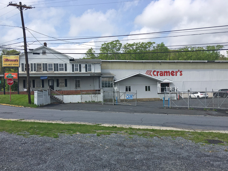 519 N Broadway, Wind Gap, PA for sale - Primary Photo - Image 1 of 1