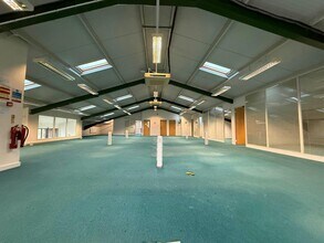 Bullington Ln, Sutton Scotney to rent Interior Photo- Image 2 of 5