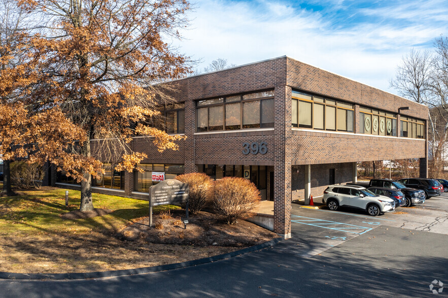 396 Danbury Rd, Wilton, CT for sale - Building Photo - Image 1 of 1