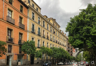 Calle Segovia, 17, Madrid, Madrid for sale Primary Photo- Image 1 of 5