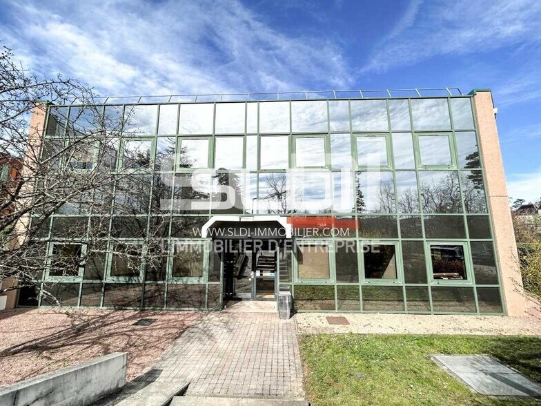 127/101 Chemin Vert, Limonest to rent - Building Photo - Image 1 of 12