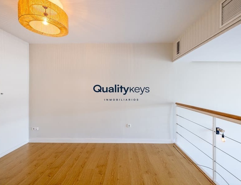 Madrid, MAD 28037 - Unit 209 - - Interior Photo - Image 2 of 4