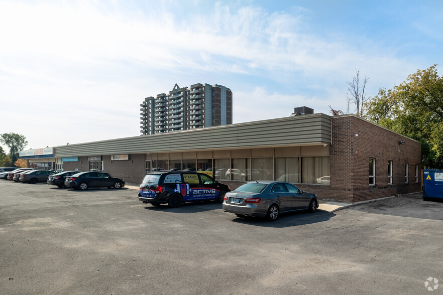 353-355 Montreal Rd, Ottawa, ON for rent - Building Photo - Image 3 of 5