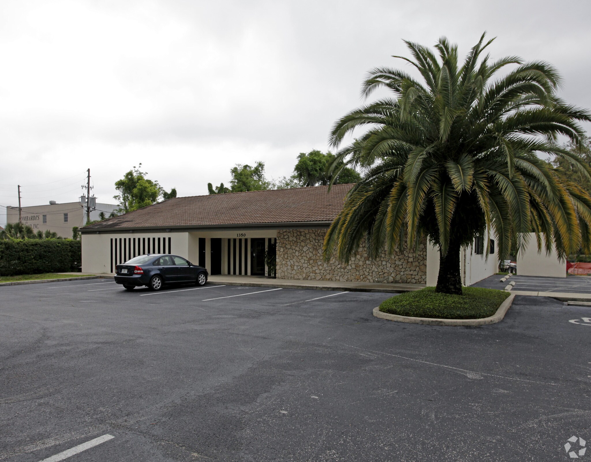 1350 S Orlando Ave, Winter Park, FL for rent Primary Photo- Image 1 of 7