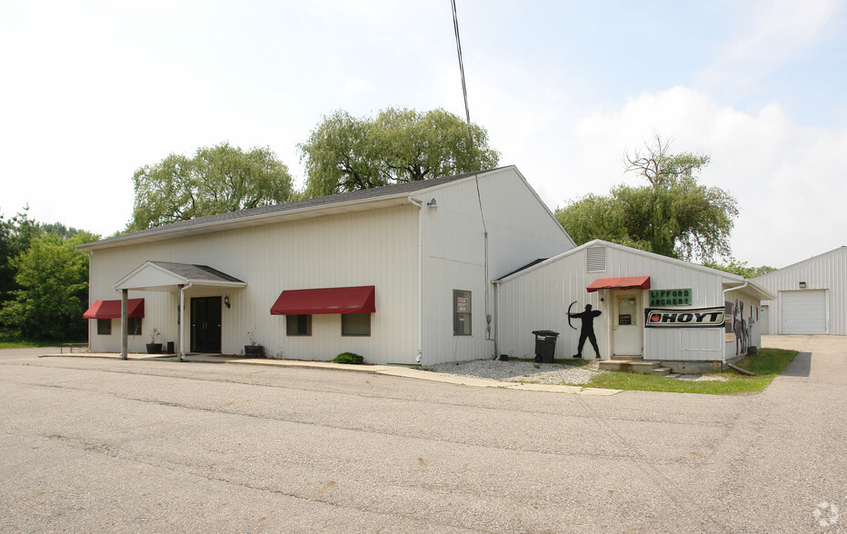 6716 Lansing Rd, Dimondale, MI for sale - Primary Photo - Image 1 of 1