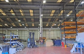 Weston Ave, Grays to rent Interior Photo- Image 1 of 3