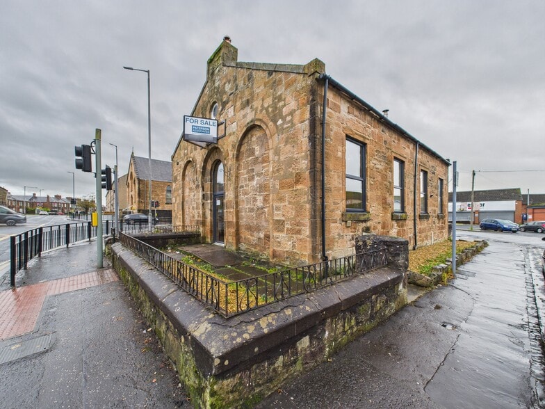 7 Fowlds St, Kilmarnock to rent - Building Photo - Image 1 of 1