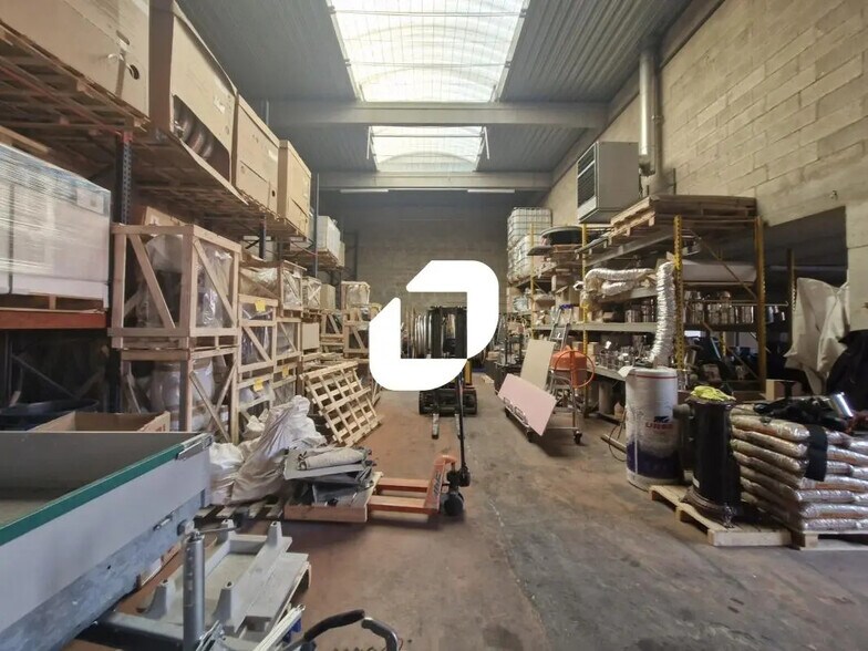 13 Bis Allée Du Clos Des Charmes, Collégien to rent - Building Photo - Image 3 of 8