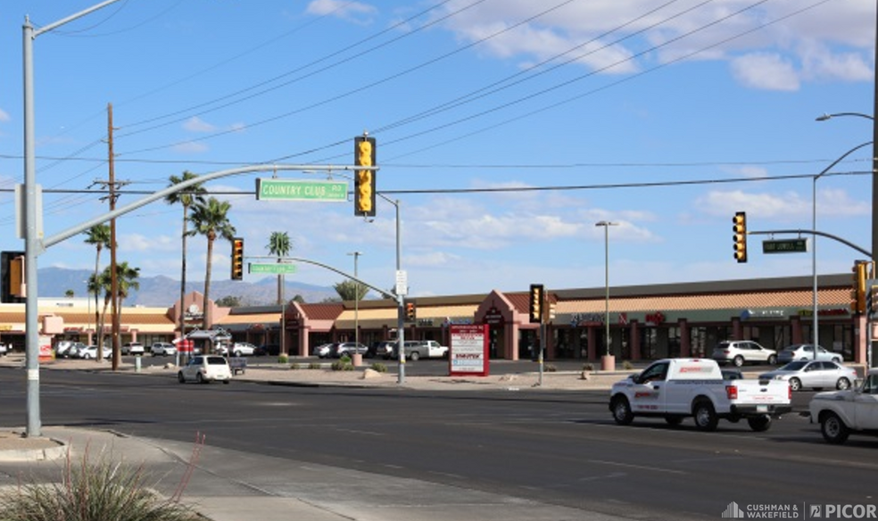 3102-3160 E Fort Lowell Rd, Tucson, AZ for rent - Building Photo - Image 2 of 3