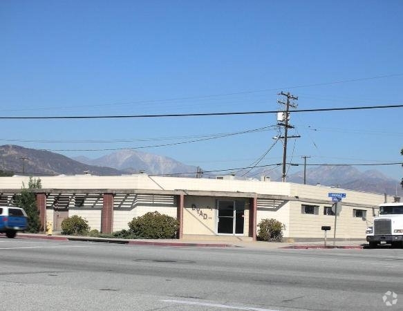 292-298 S Irwindale Ave, Azusa, CA for rent - Building Photo - Image 3 of 6