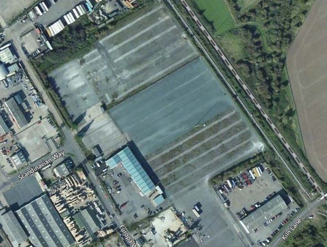 Europa Way, Grimsby to rent Primary Photo- Image 1 of 2