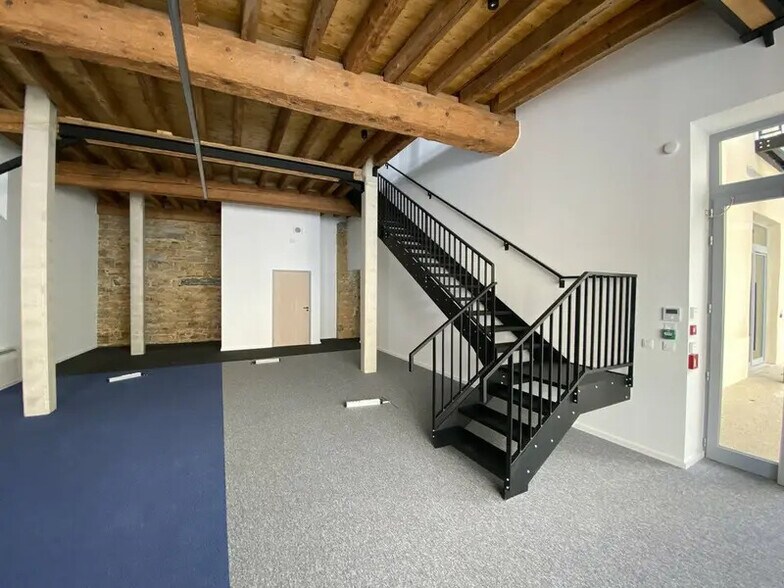 Office in Lyon to rent - Interior Photo - Image 3 of 12