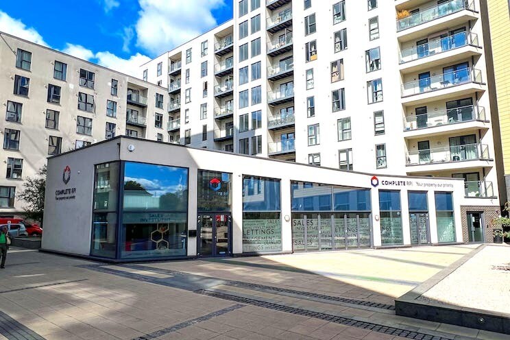 Guilford Rd, Woking for sale - Building Photo - Image 1 of 1