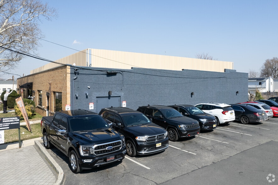 500 Cortlandt St, Belleville, NJ to rent - Building Photo - Image 3 of 18