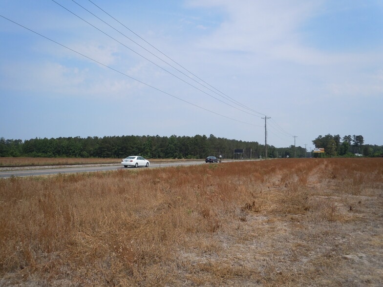 2636 US Hwy 701, Loris, SC for sale - Building Photo - Image 2 of 10