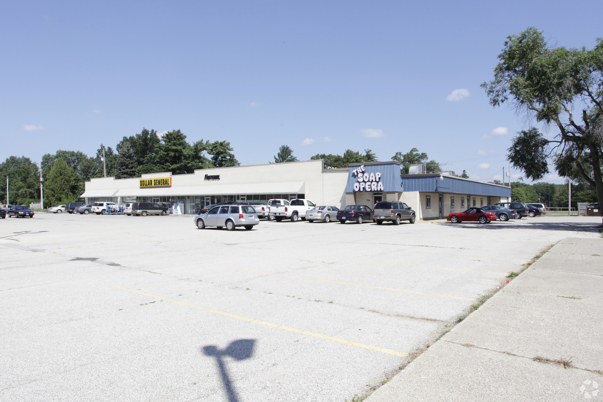 706 E Colby St, Whitehall, MI for sale Primary Photo- Image 1 of 1