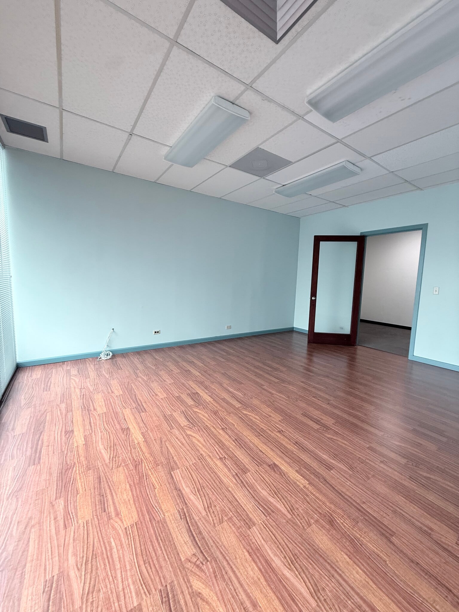 826 Kaheka St, Honolulu, HI to rent Interior Photo- Image 1 of 3