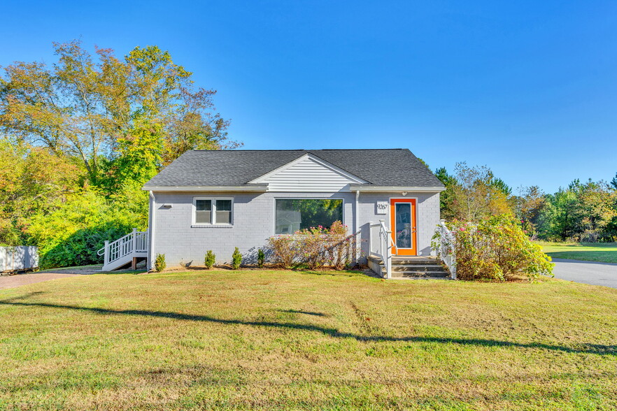 9267 Kings Hwy, King George, VA for rent - Primary Photo - Image 1 of 34