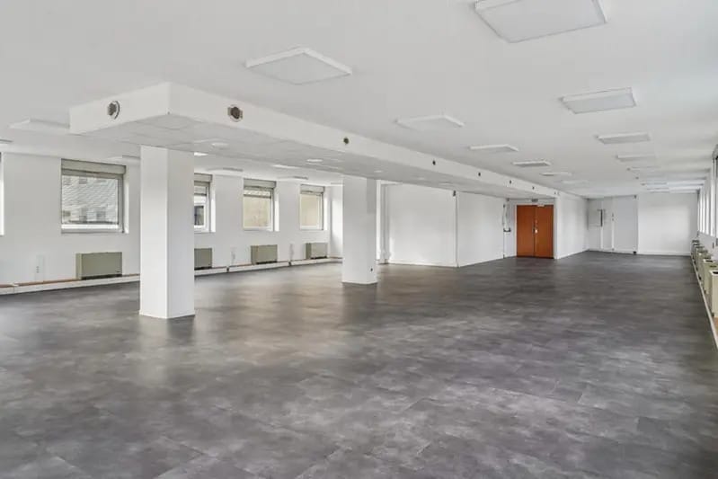 Office in Lyon to rent - Interior Photo - Image 3 of 6