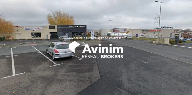 Location Commerce 230 m²