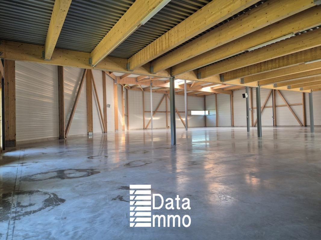 Light Industrial in Courtry for sale Interior Photo- Image 1 of 8