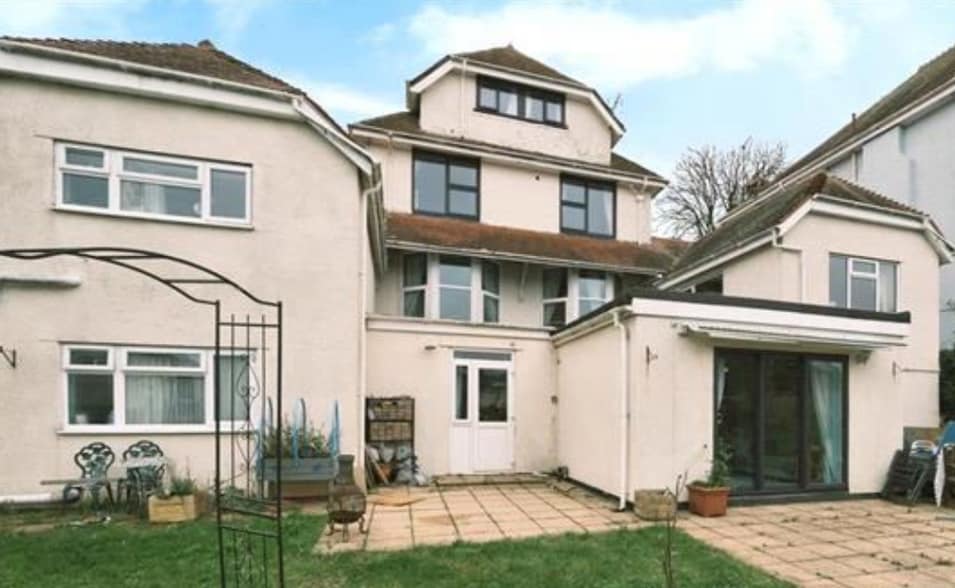 22 Bridge Rd, Torquay for sale - Building Photo - Image 3 of 7