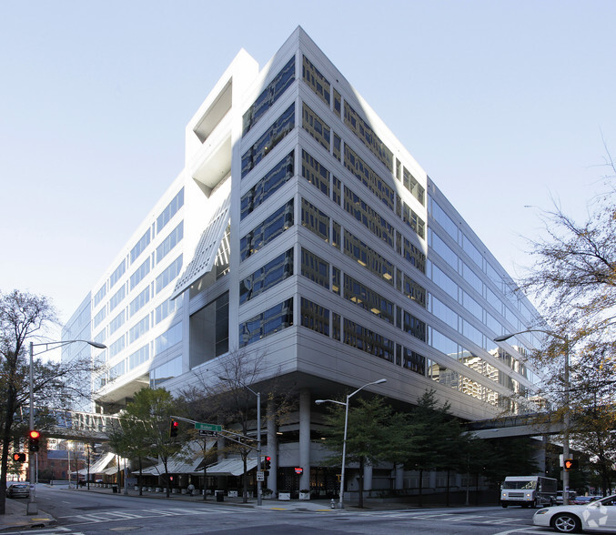 303 Peachtree Center Ave NE, Atlanta, GA for rent - Building Photo - Image 2 of 3