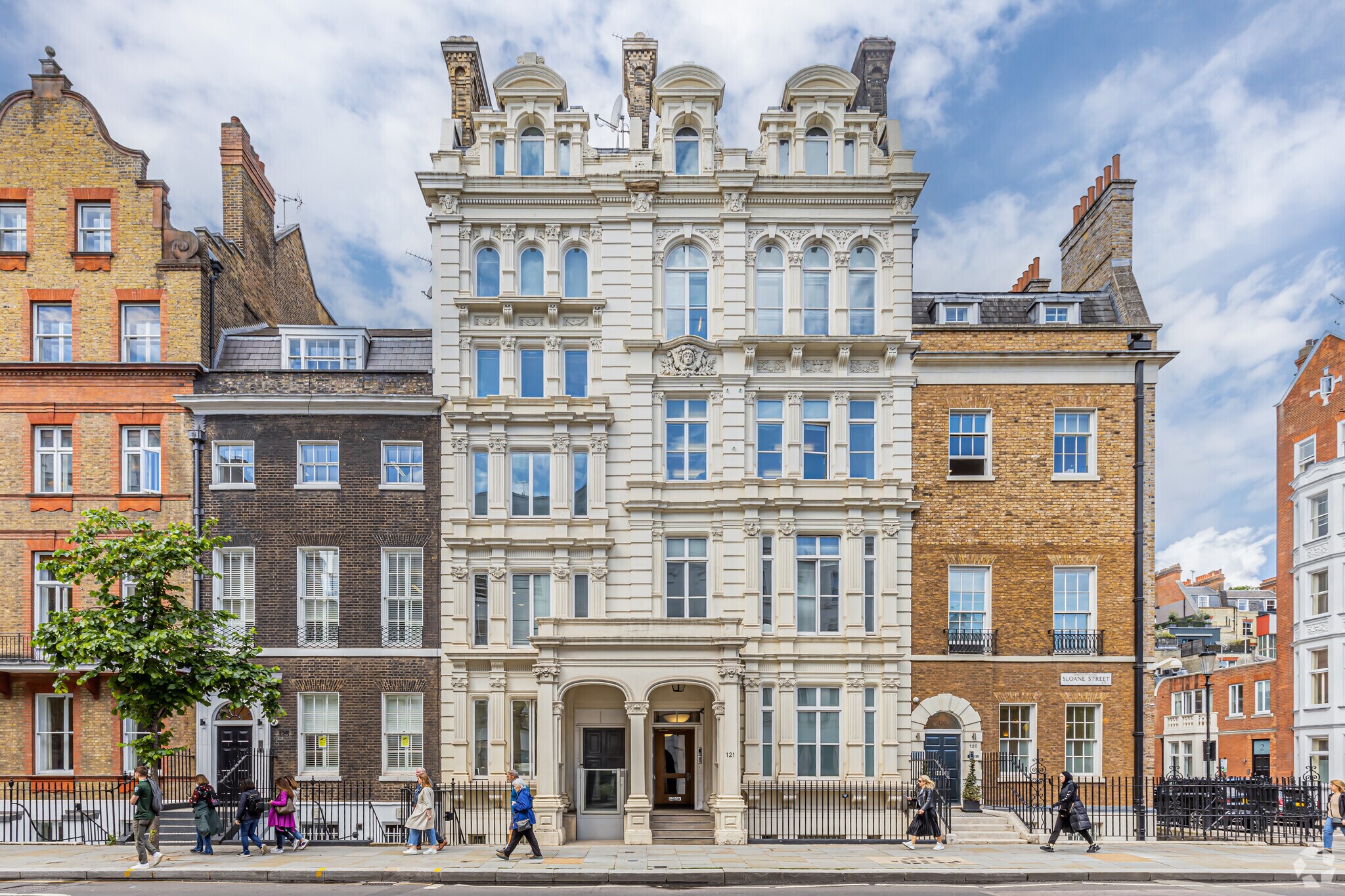 121 Sloane Ave, London for sale Primary Photo- Image 1 of 1