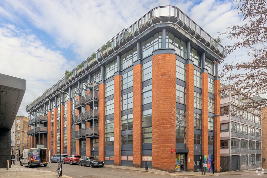 5 Cowcross Pl, London for sale - Primary Photo - Image 1 of 1