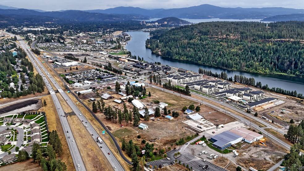 3429 W Seltice Way, Coeur d'Alene, ID for rent - Building Photo - Image 3 of 14