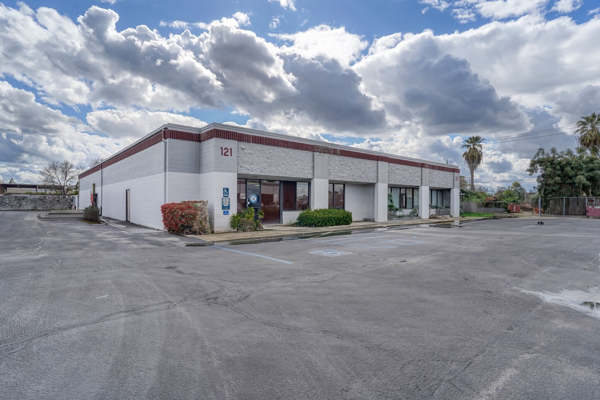 2727 N Grove Industrial Dr, Fresno, CA for sale Building Photo- Image 1 of 3